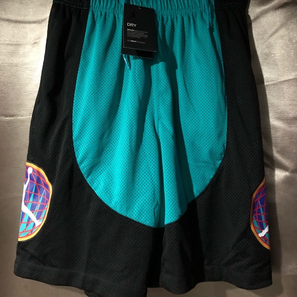 retro 9 shorts